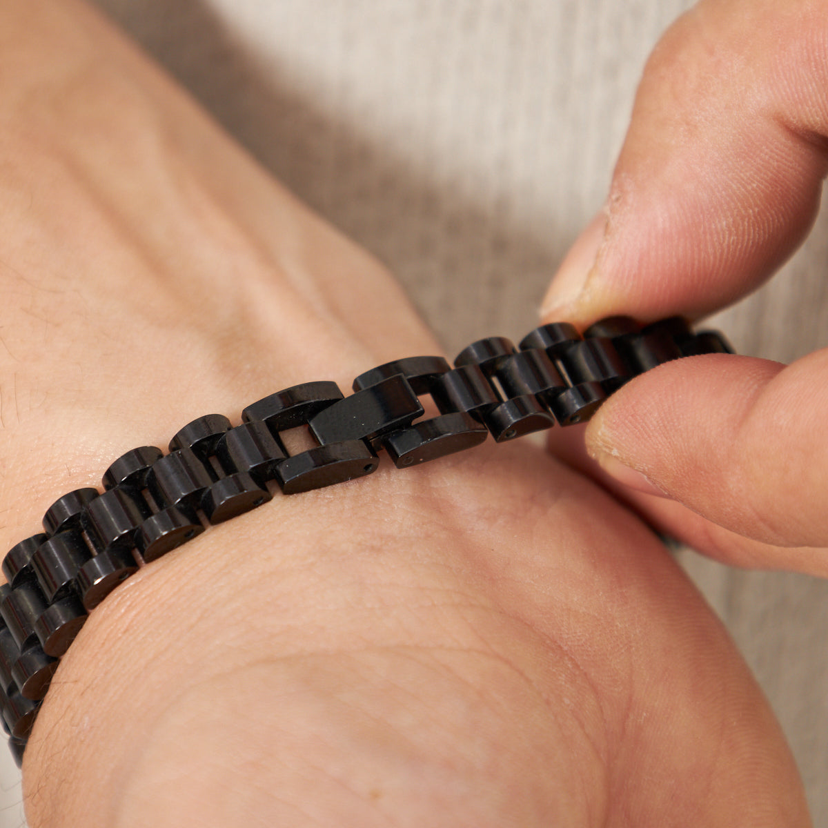 𝐓𝐢𝐭𝐚𝐧𝐲𝐮𝐦 𝐂̧𝐞𝐥𝐢𝐤 𝐁𝐢𝐥𝐞𝐤𝐥𝐢𝐤