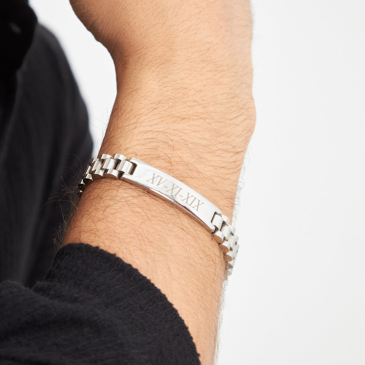 𝐓𝐢𝐭𝐚𝐧𝐲𝐮𝐦 𝐂̧𝐞𝐥𝐢𝐤 𝐁𝐢𝐥𝐞𝐤𝐥𝐢𝐤