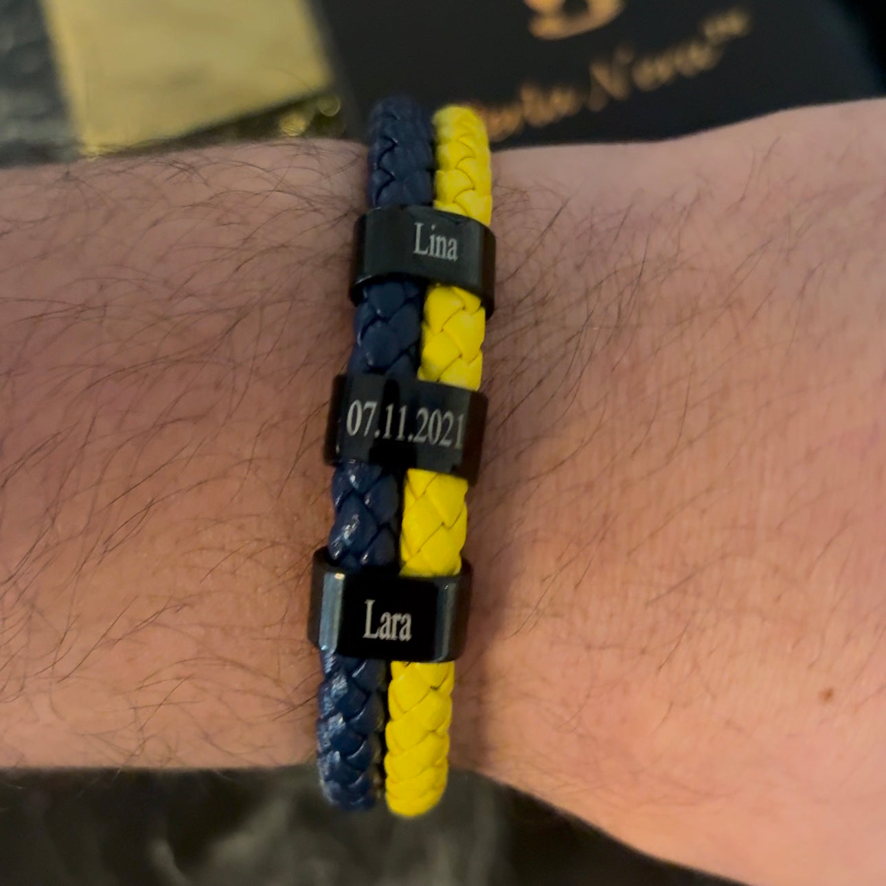 𝐒𝐚𝐫ı-𝐋𝐚𝐜𝐢𝐯𝐞𝐫𝐭 𝐓𝐚𝐤ı𝐦 𝐃𝐞𝐫𝐢 𝐁𝐢𝐥𝐞𝐤𝐥𝐢𝐠̆𝐢